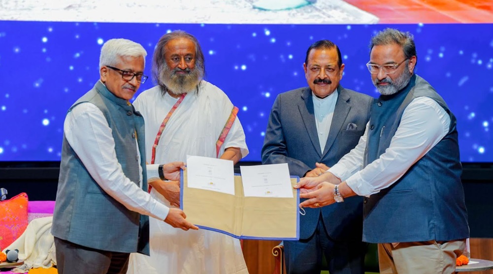 In the presence of Gurudev Sri Sri Ravi Shankar, The Art of Living Government Programs signed an MoU with CBC on March 5
